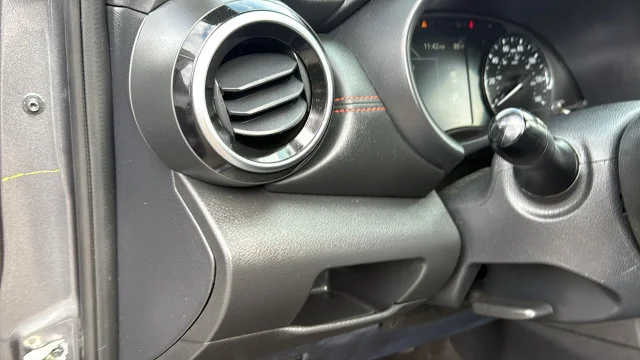 Used 2022 Gray Nissan SR image 13
