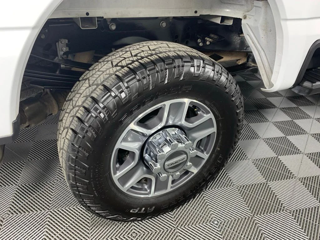 Used 2025 White Ford XLT image 11