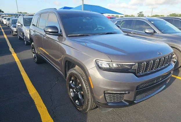 2024 Jeep Grand Cherokee L Limited's photo