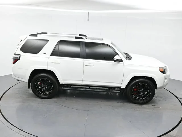 Used 2019 Super White Toyota SR5 image 38