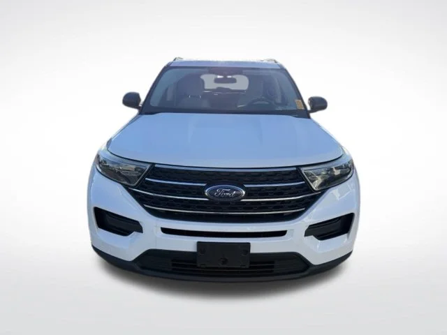 Used 2020 White Ford XLT image 2