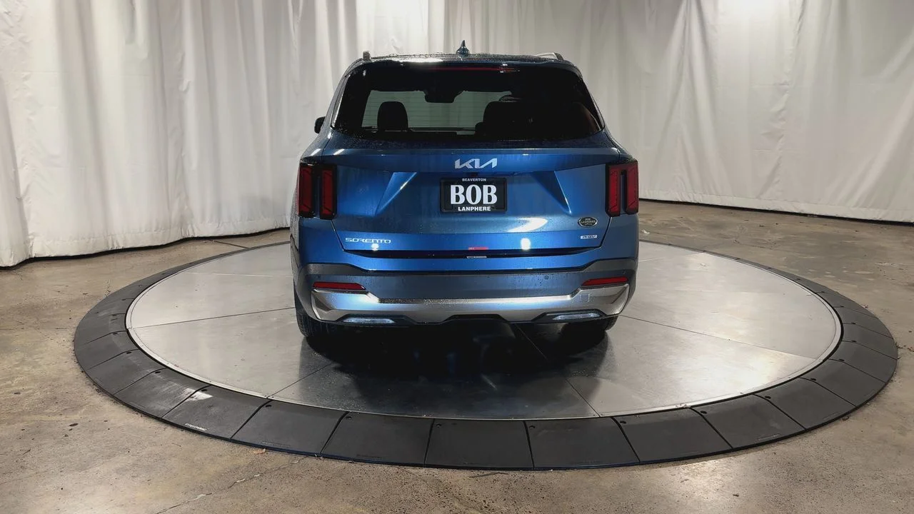 New 2026 Mineral Blue Kia EX image 8