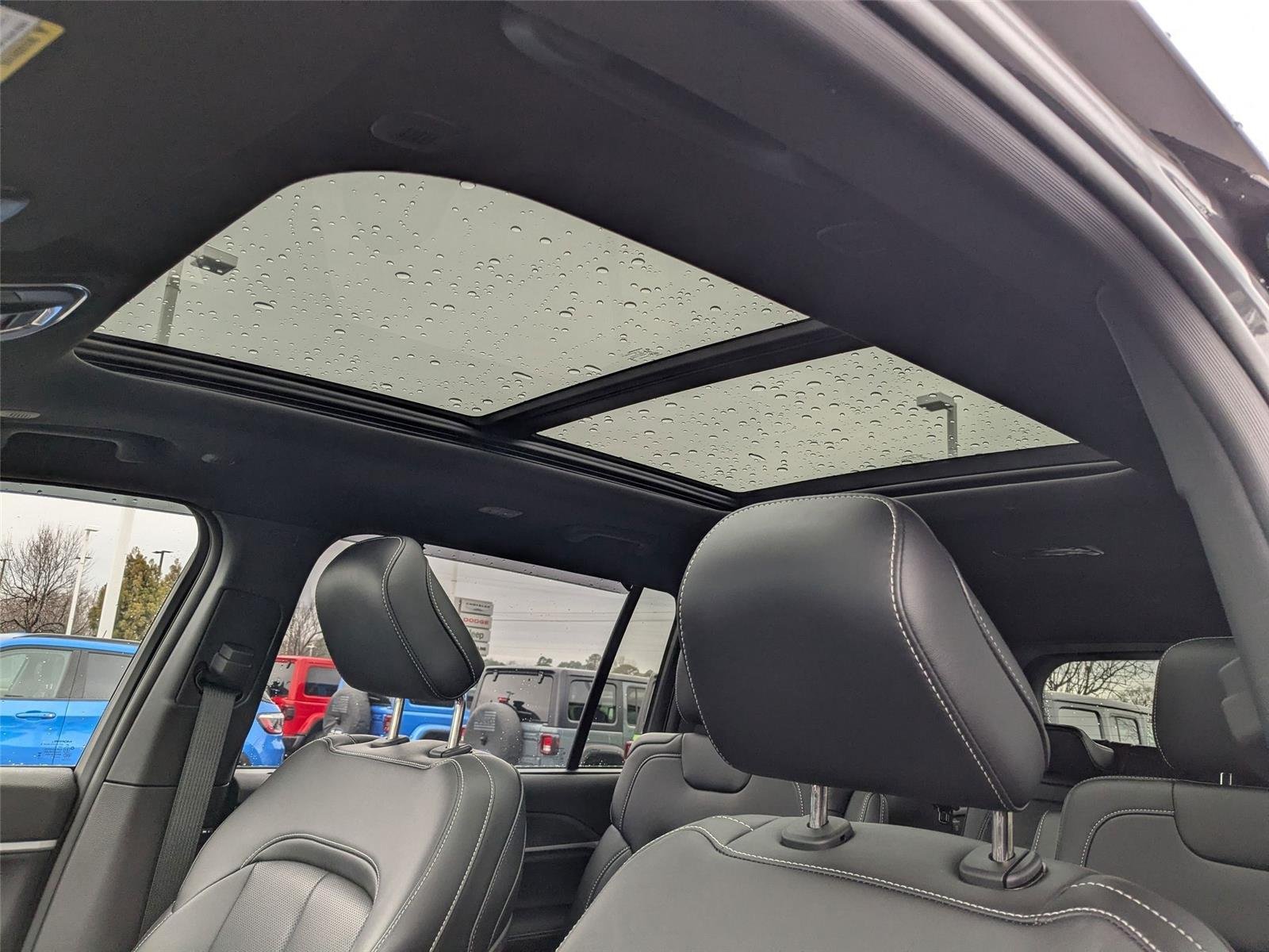 Used 2025 Baltic Gray Metallic Clearcoat Jeep Limited image 16