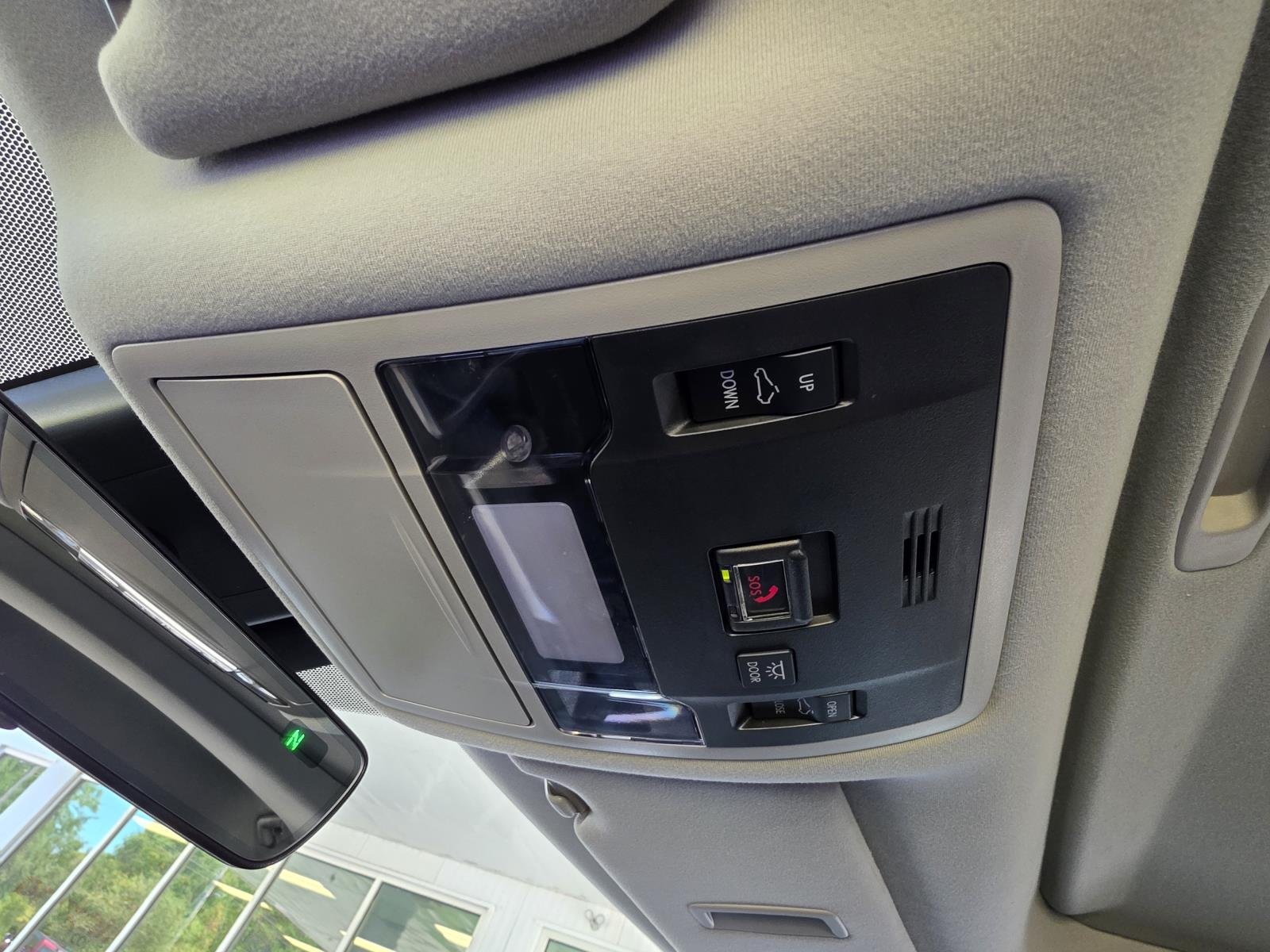 2022 Lexus RX 350 - Photo 29