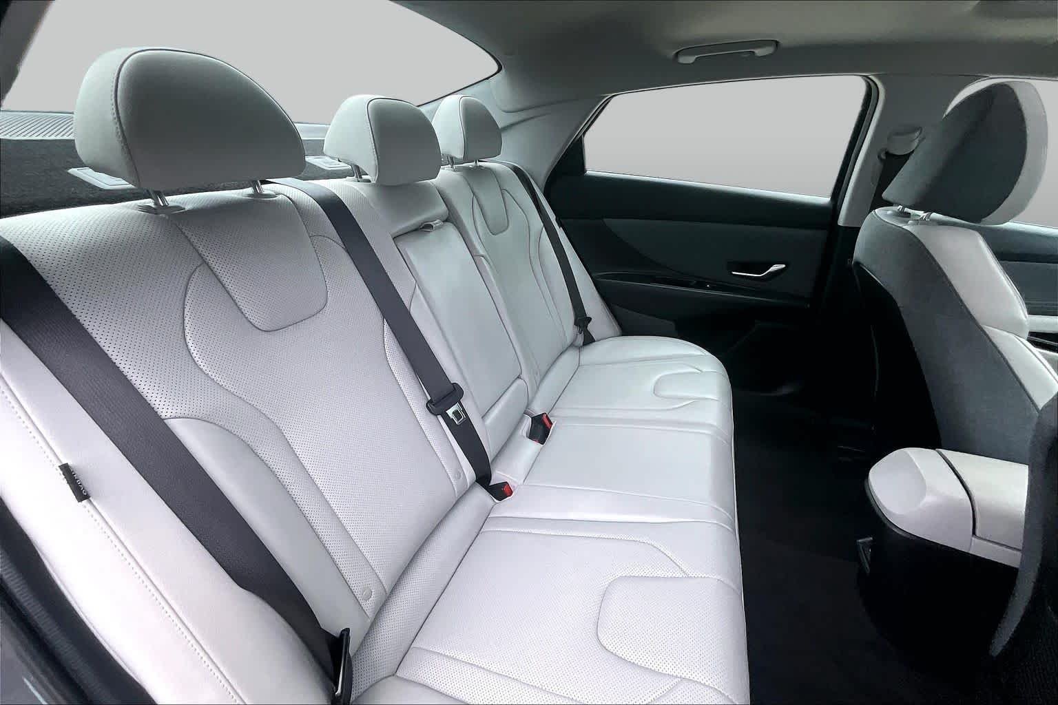 Used 2025 Ecotronic Gray Hyundai Limited image 20