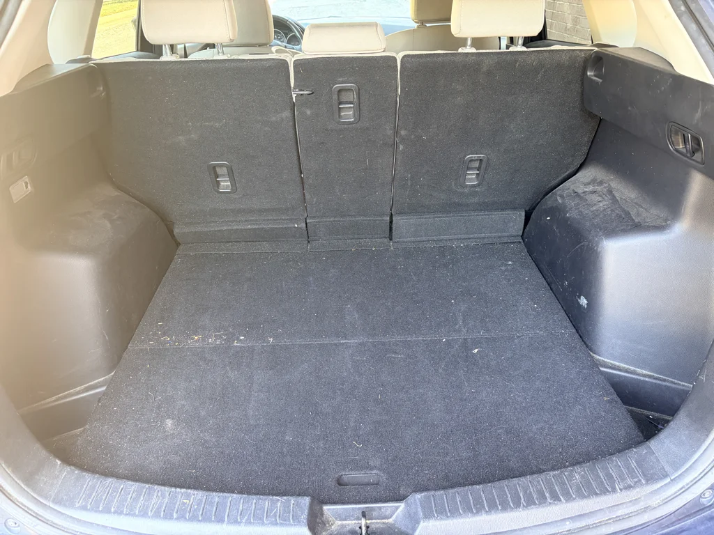 Used 2015 Deep Crystal Blue Mica Mazda Touring image 19