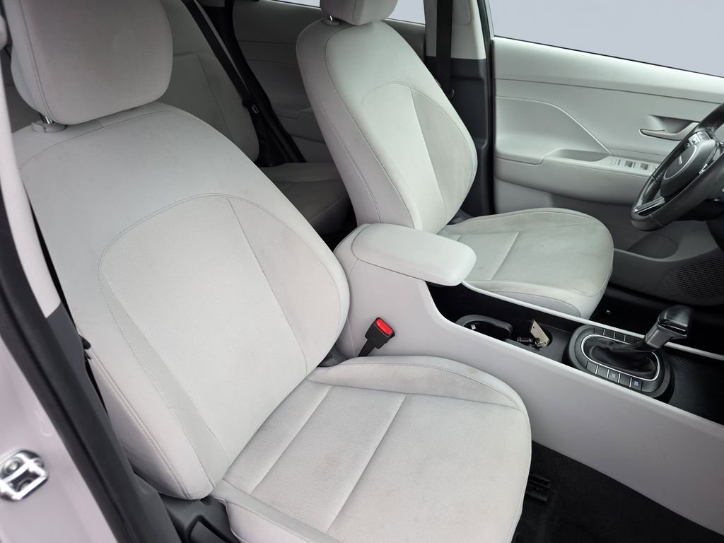 Used 2024 Cyber Gray Metallic Hyundai SEL image 20