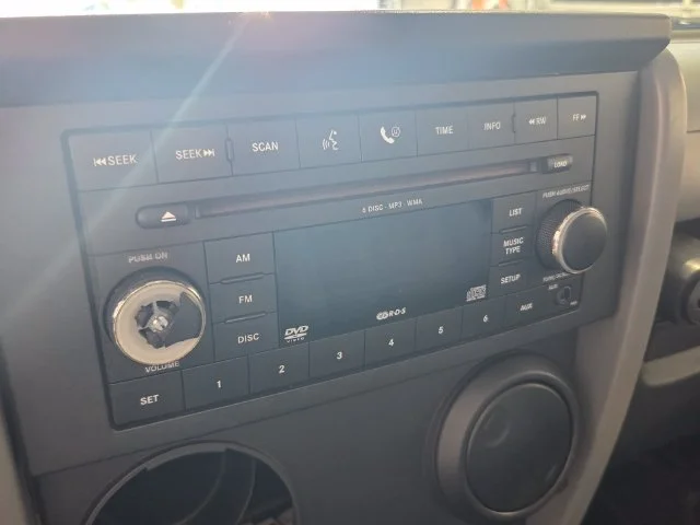Used 2007 Black Jeep Sahara image 14