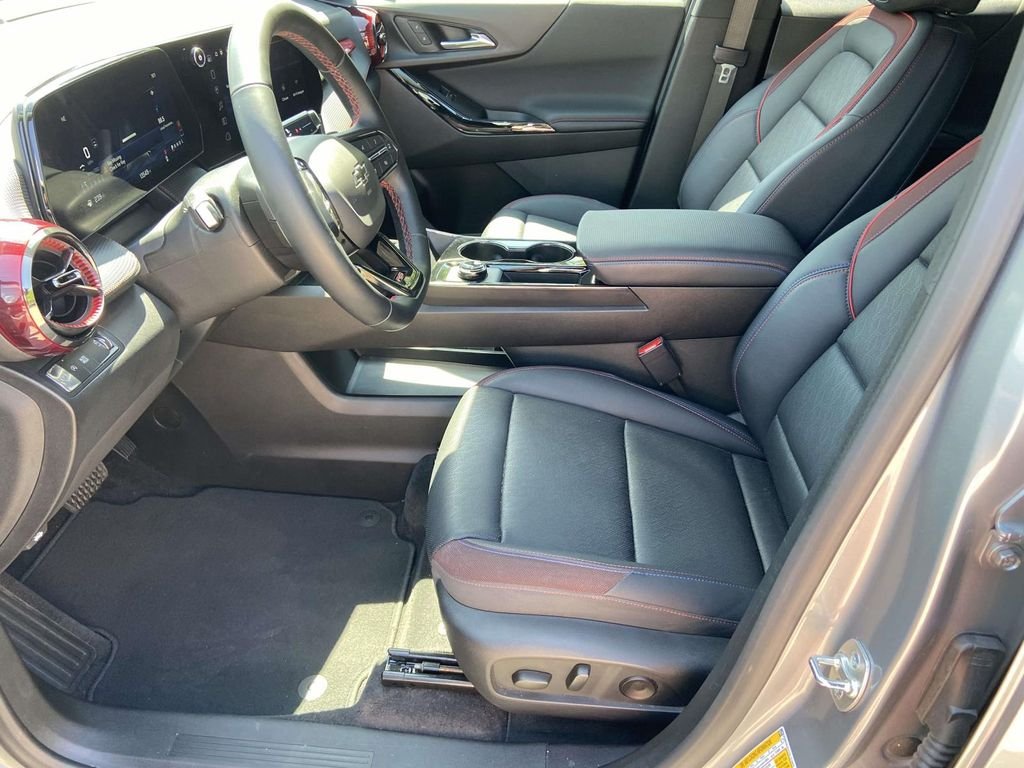 Used 2025 Gray Chevrolet RS image 19
