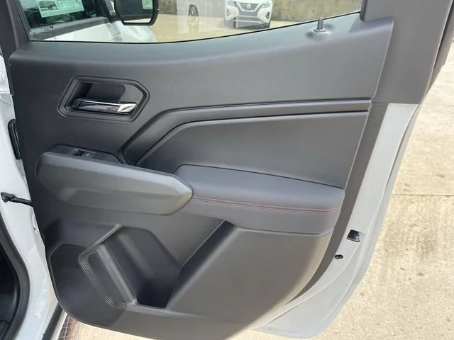 2026 Chevrolet Colorado Z71 - Photo 14