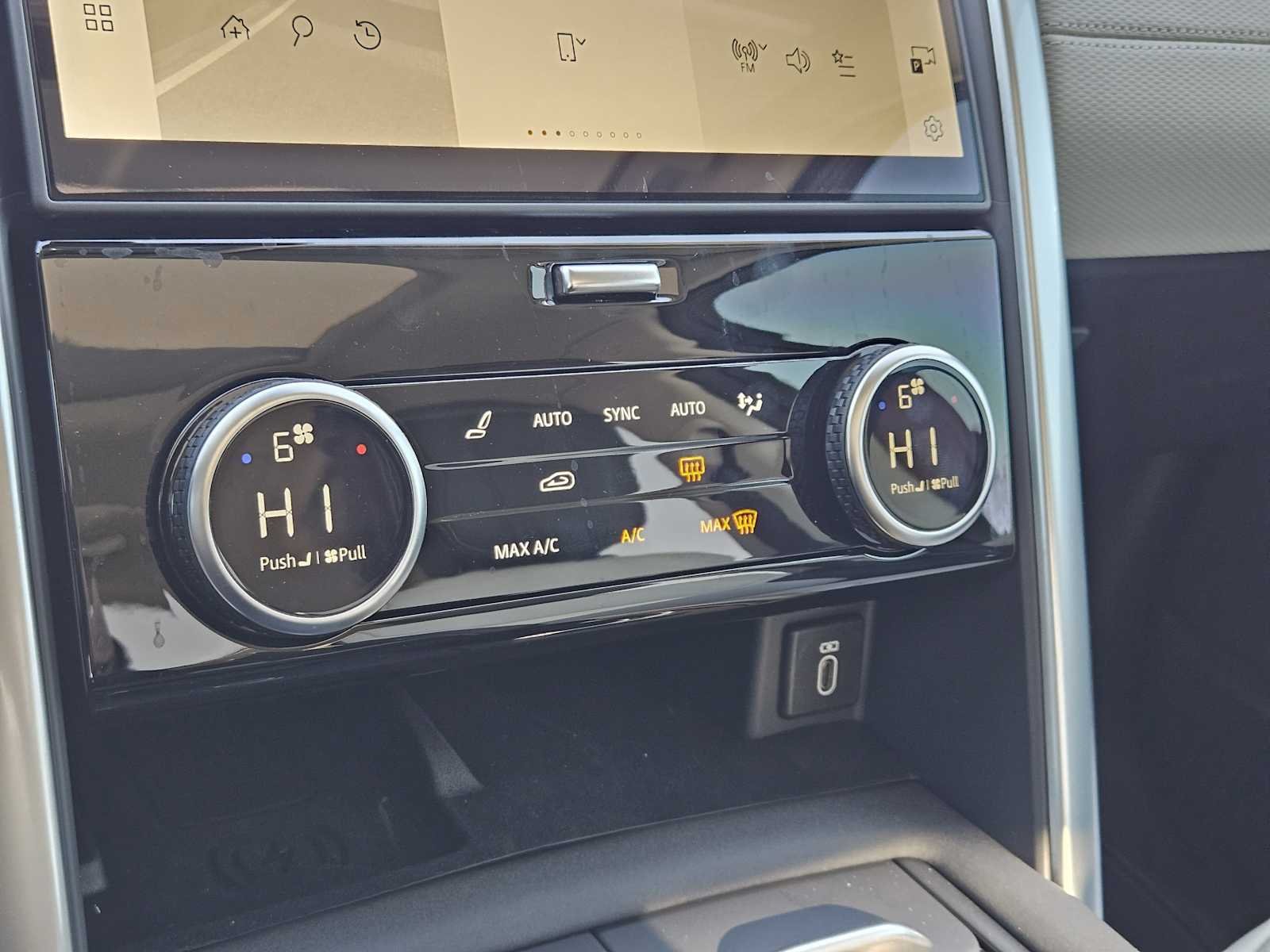 2026 Land Rover Discovery Gemini Edition - Photo 16