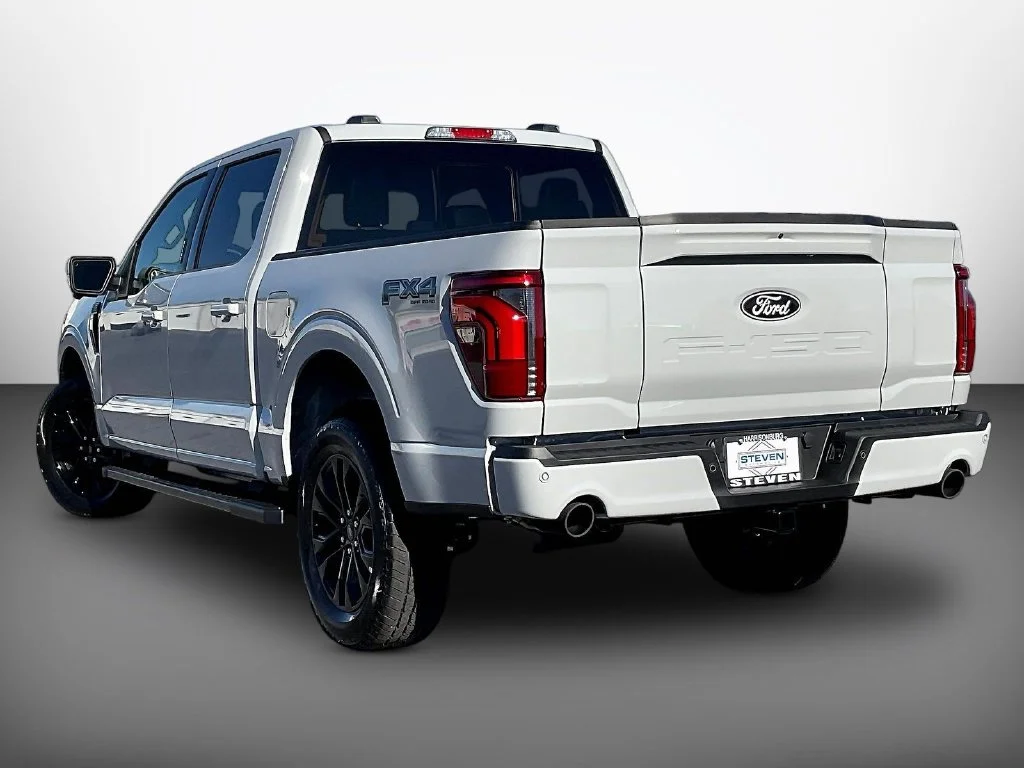 New 2026 Avalanche Ford Lariat® image 3