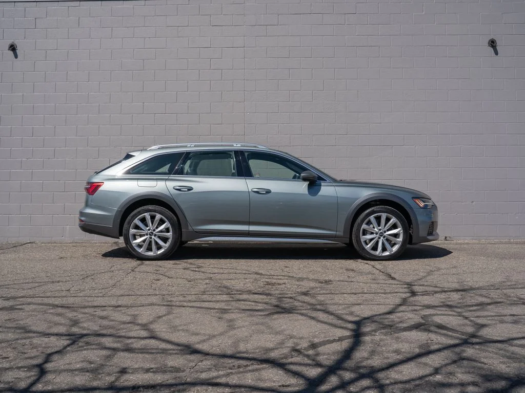 Used 2021  Audi Prestige image 8