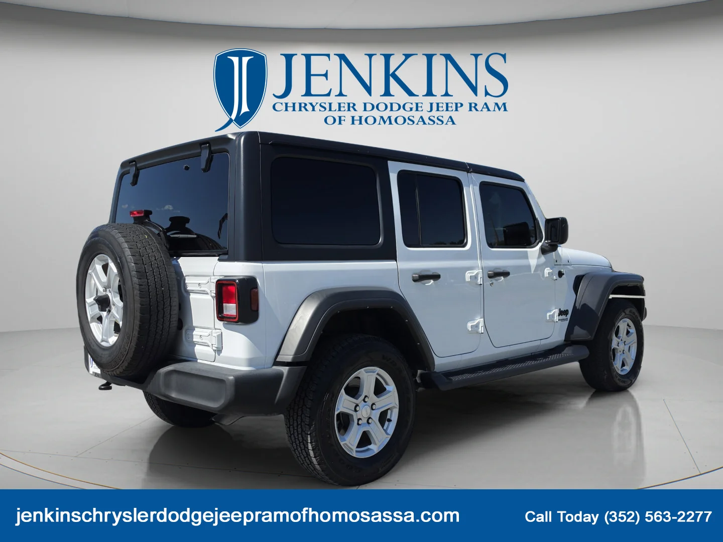 Used 2022 Bright White Clearcoat Jeep Unlimited Sport S image 4