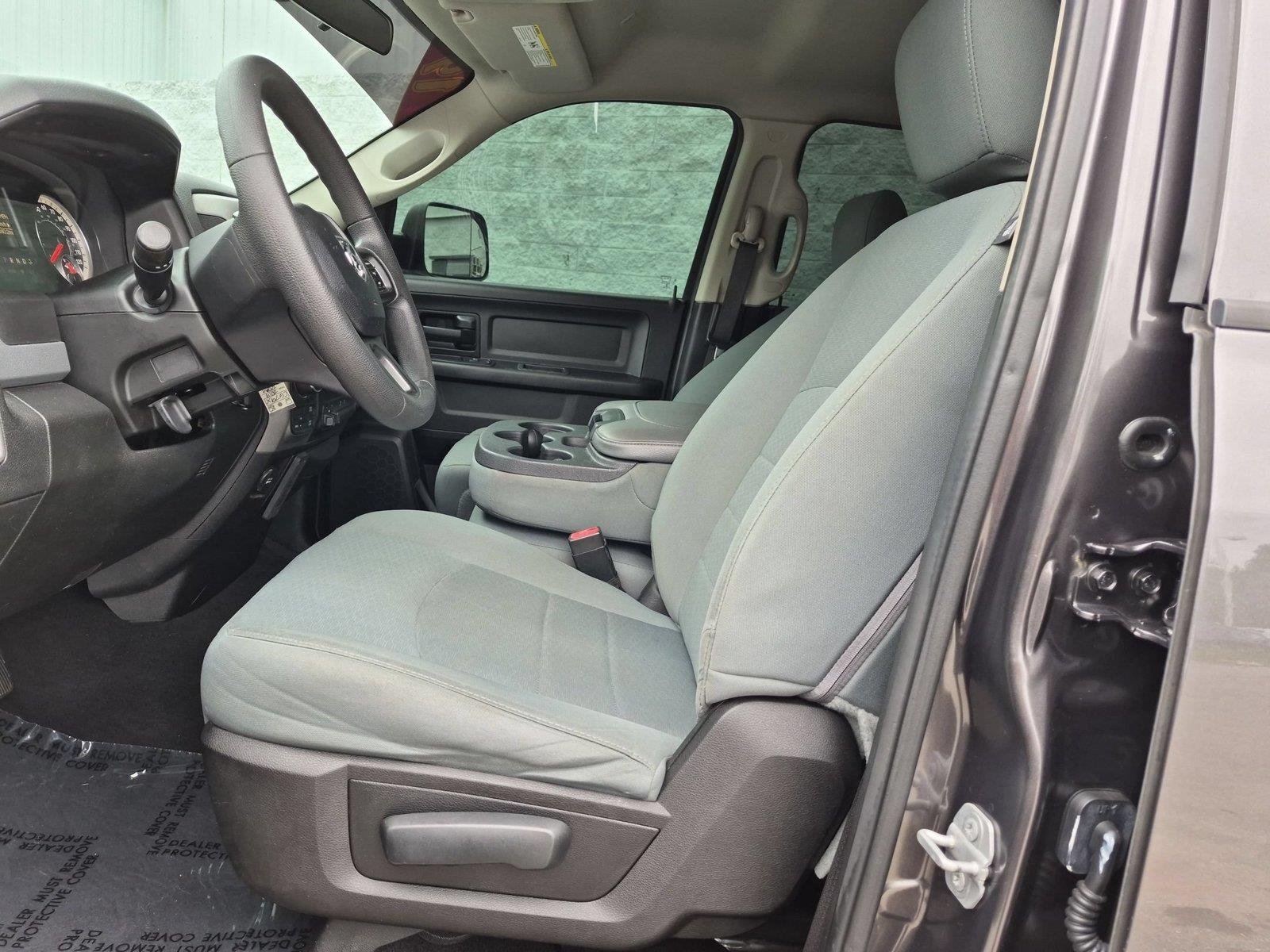 Used 2019 Granite Crystal Metallic Clearcoat Ram Express image 18