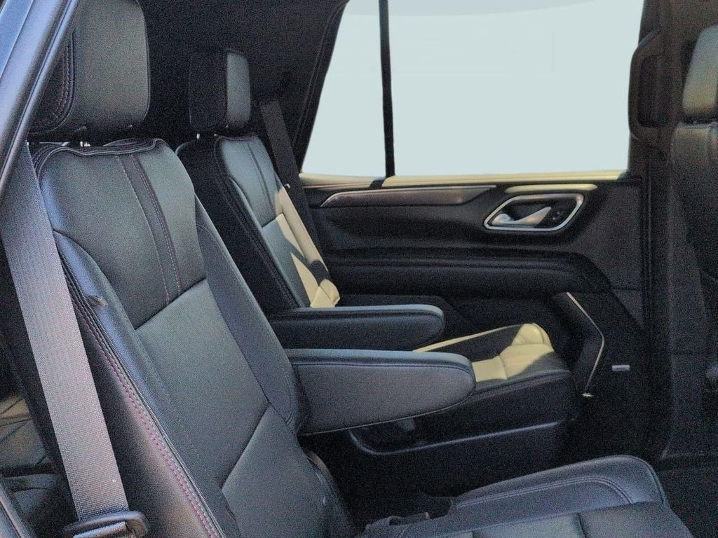 Used 2022 Black Chevrolet RST image 29