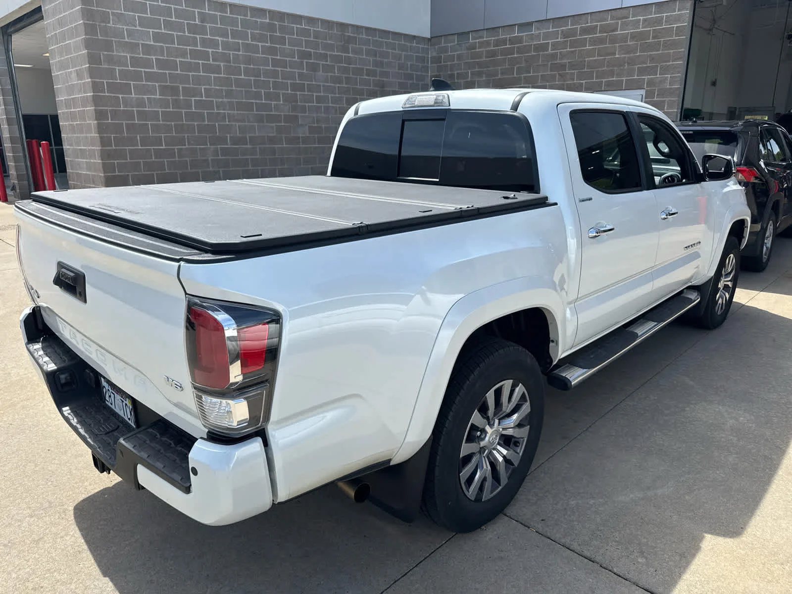 Used 2023 WIND CHILL PEAR Toyota Limited image 4