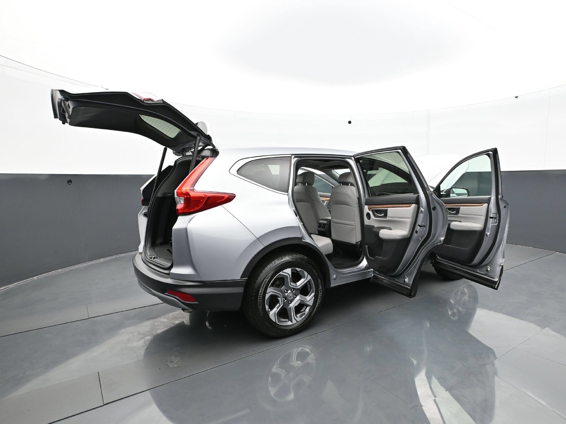Used 2019 Silver Honda EX-L image 38