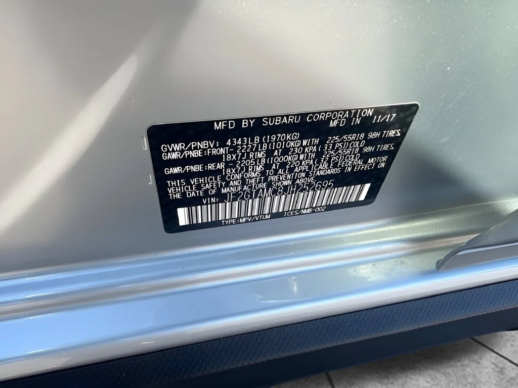 Used 2018 Silver Subaru 2.0i Limited image 35