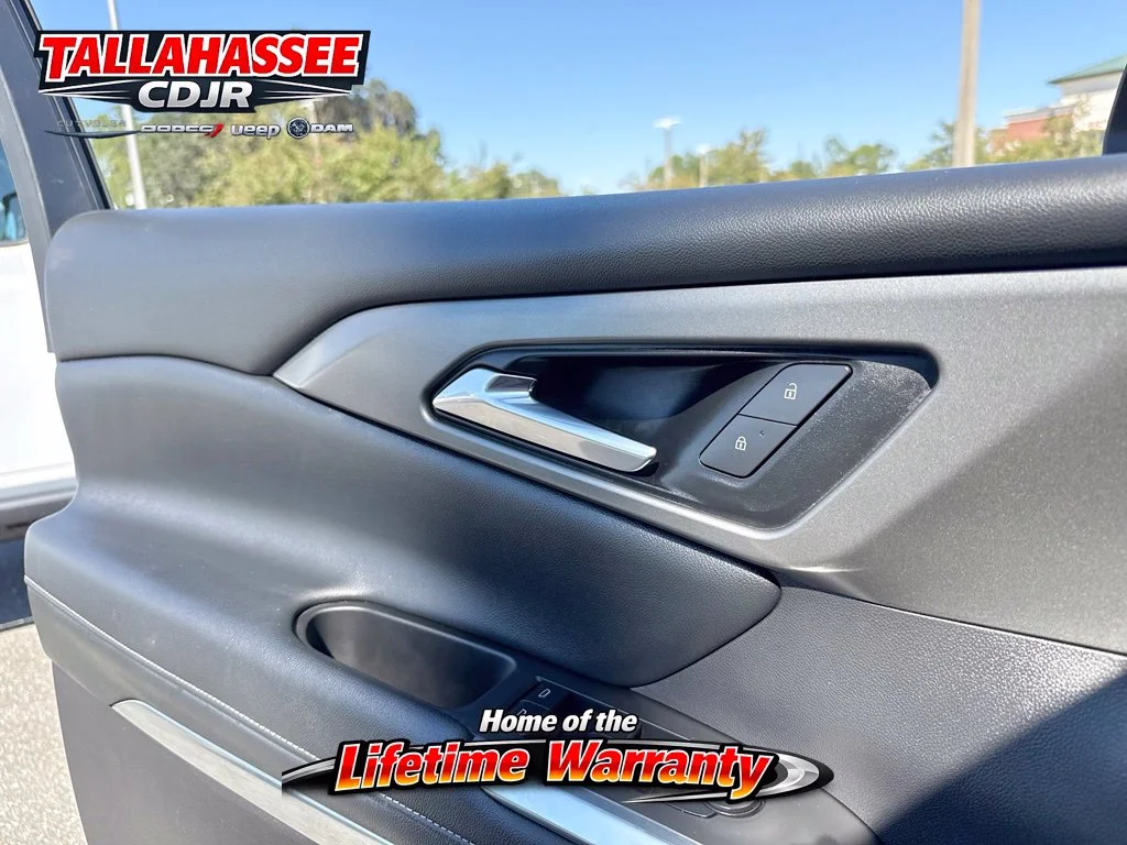 Used 2025 Sterling Gray Metallic Chevrolet LT image 20