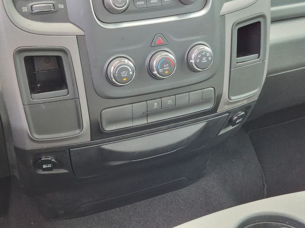 2014 RAM Ram 1500 Pickup Express - Photo 17