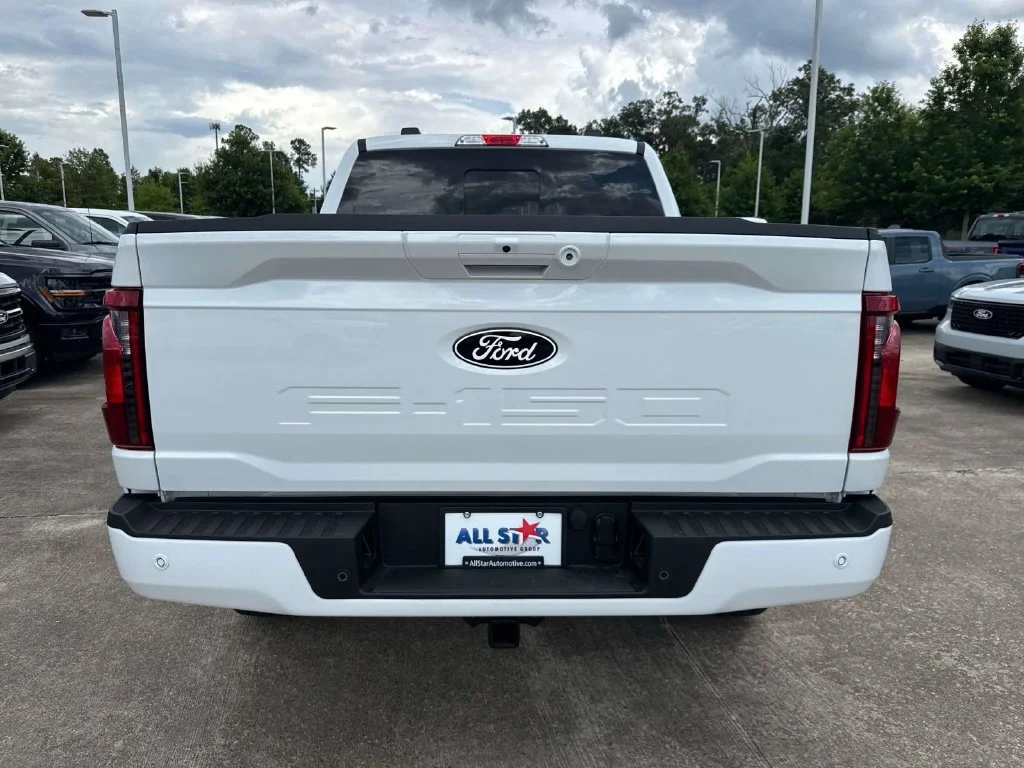New 2026 White Ford XLT image 8