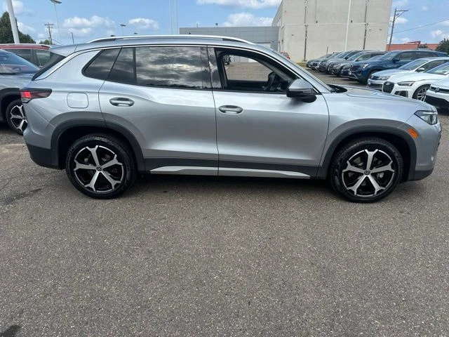 Certified 2025 Volkswagen Tiguan SE with VIN 3VVMR7RM0SM024001 for sale in Inver Grove Heights, Minnesota