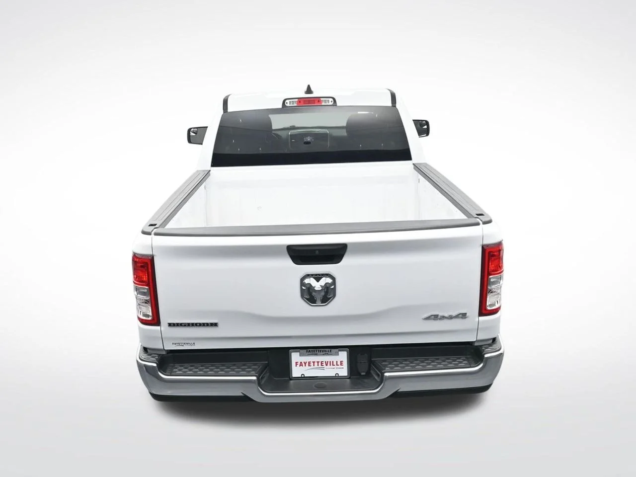 Used 2023 White Ram Big Horn/Lone Star image 25