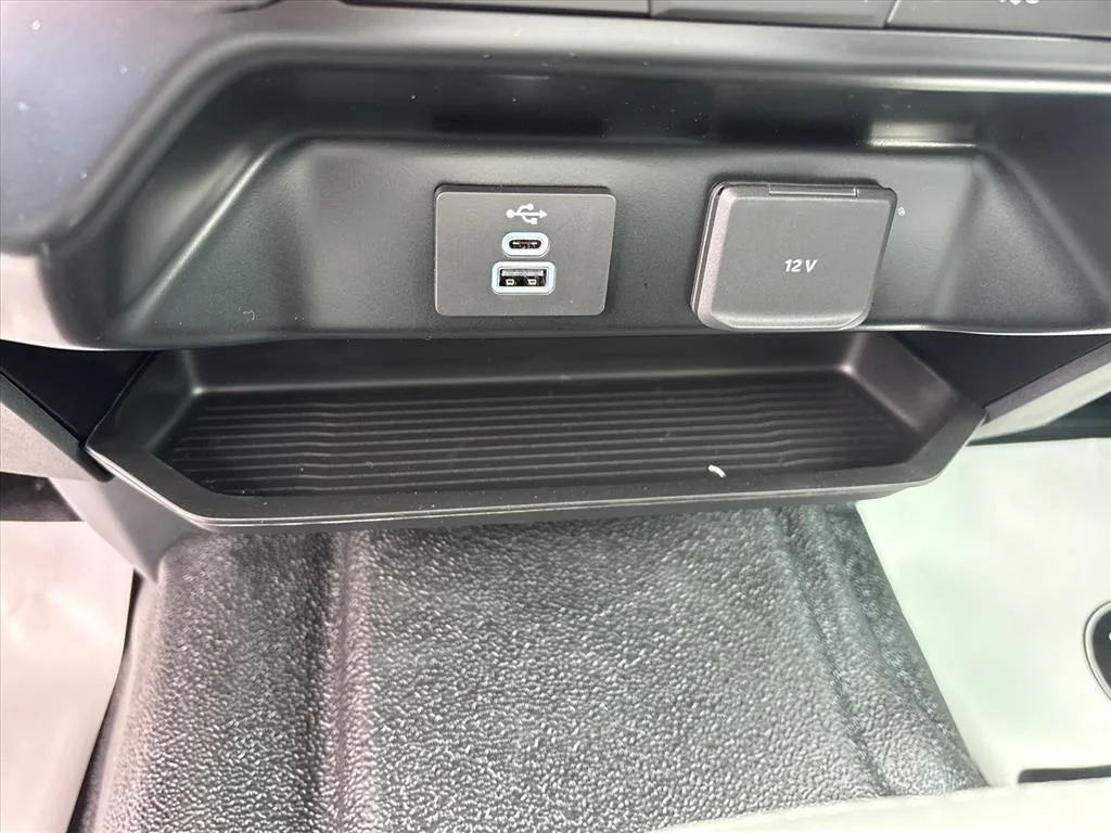 2026 Ford F-350 Super Duty XL - Photo 40