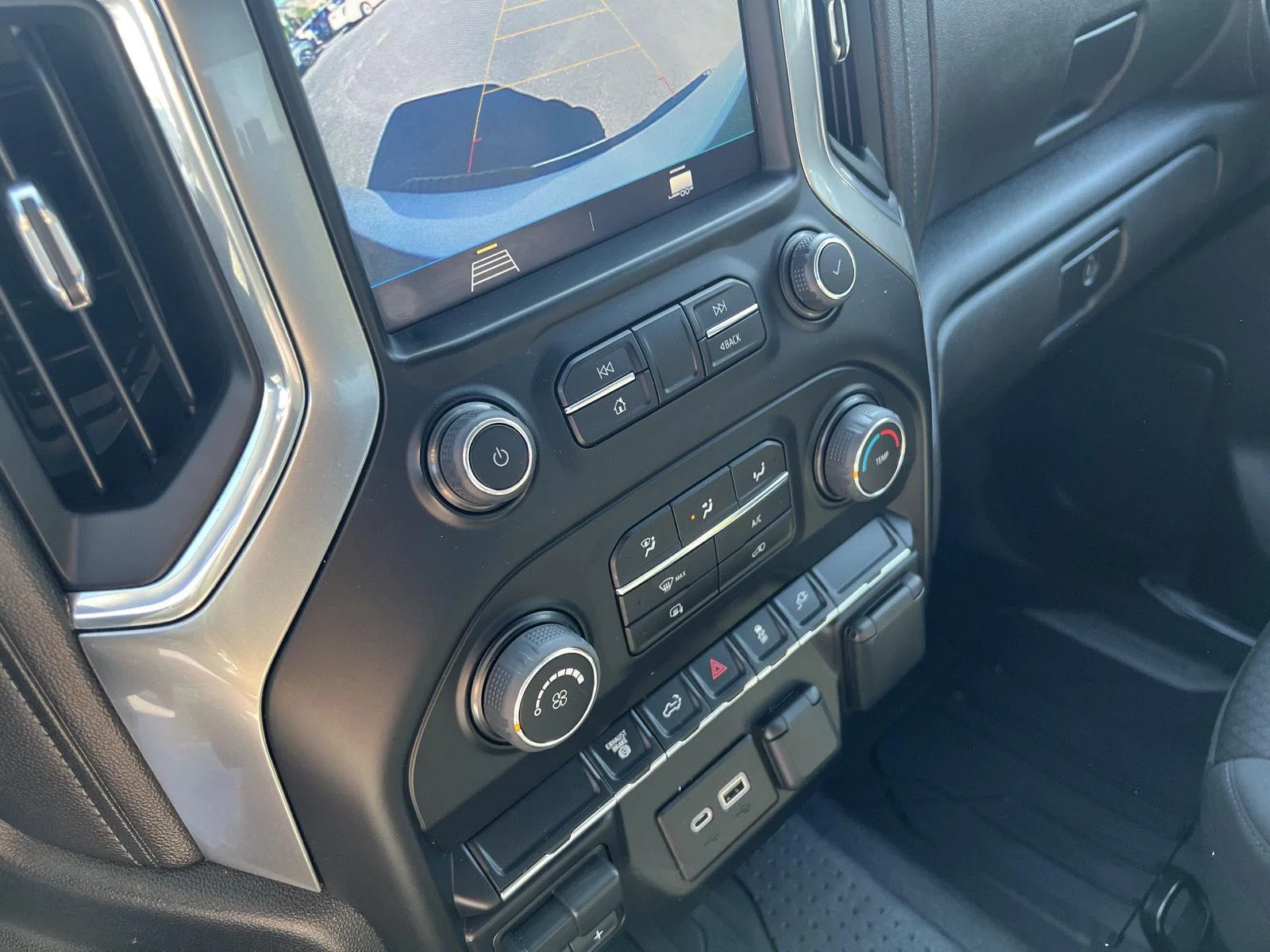 2022 Chevrolet Silverado 3500HD LT - Photo 24