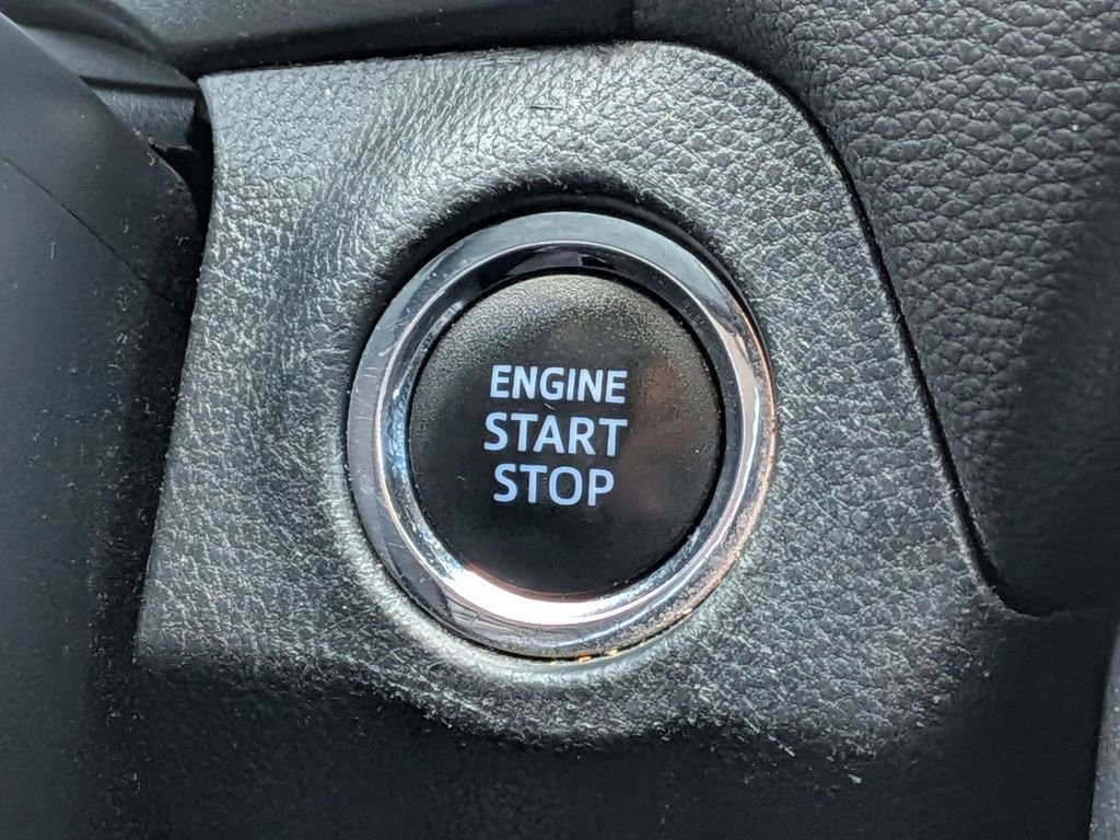 Used 2020 Blue Toyota XLE Premium image 21