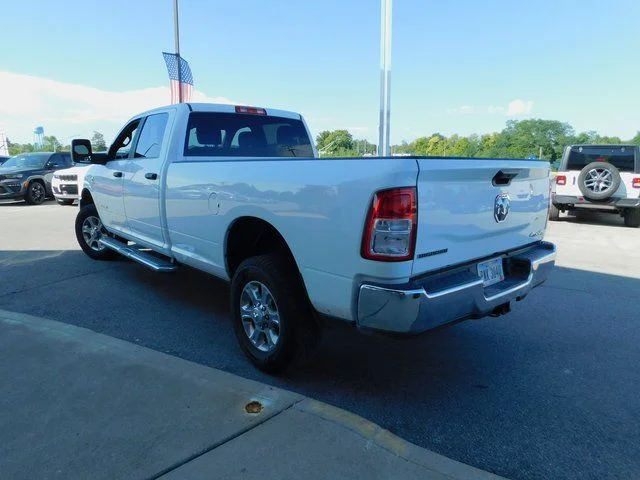 Certified Used 2024 White Ram Big Horn image 27