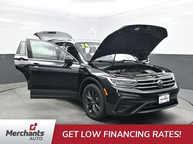 Used 2024 Black Volkswagen 2.0T SE image 51