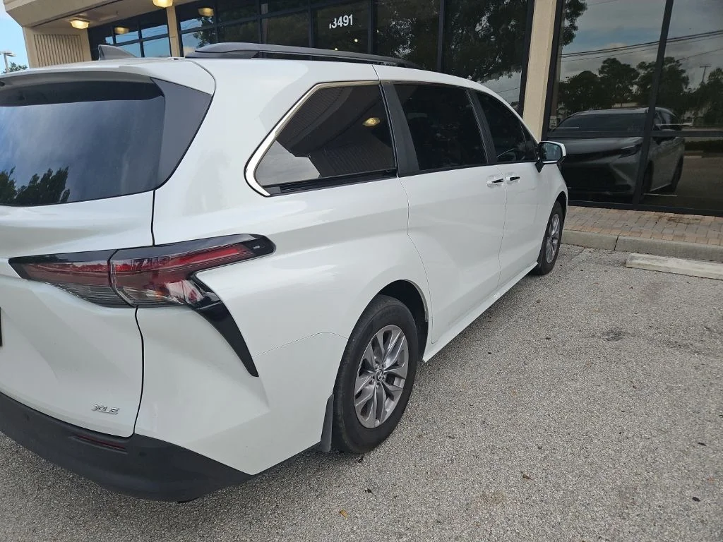 Used 2025 Beige Toyota XLE image 7