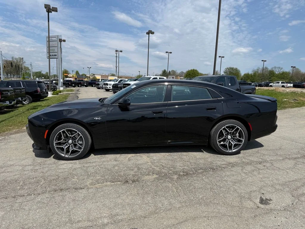 New 2026 Diamond Black Crystal Pearlcoat Dodge R/T Plus image 9