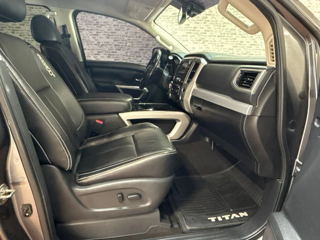 Used 2019 Gun Metallic Nissan PRO-4X image 11