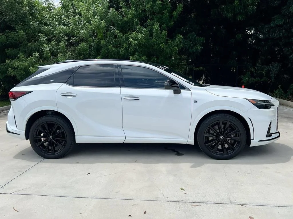 Used 2024 Ultra White Lexus 500h F SPORT Performance image 8