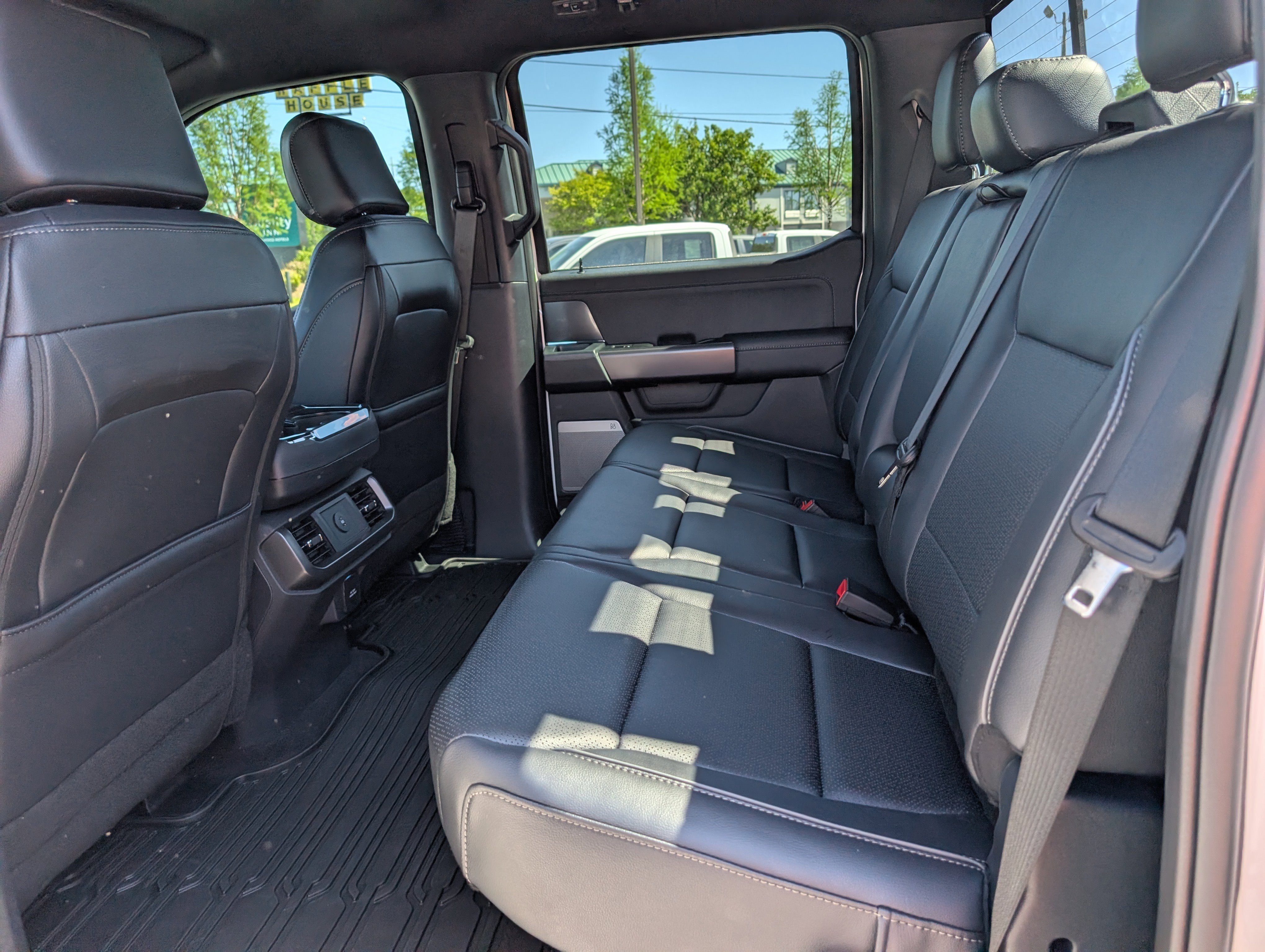 New 2026 STAR WHITE FORD Lariat image 15