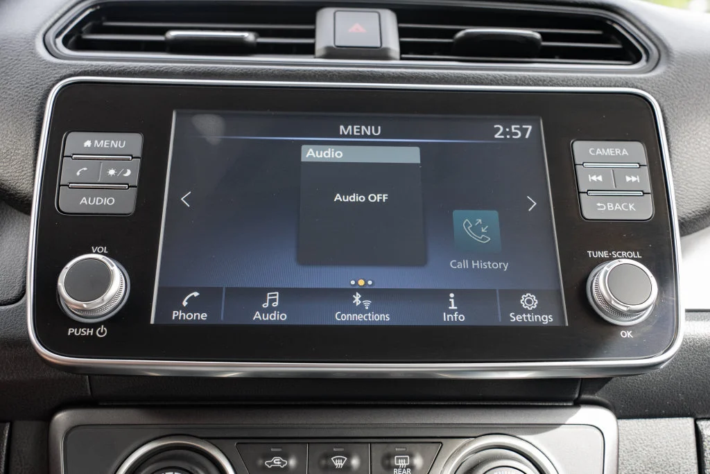Used 2025 Gray Nissan S image 16