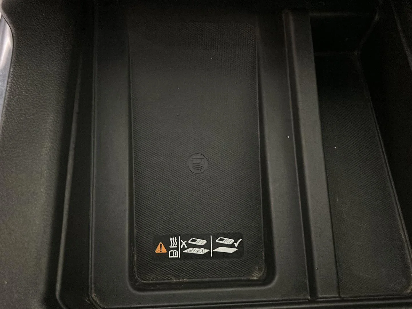 Used 2021 Summit White GMC AT4 image 31