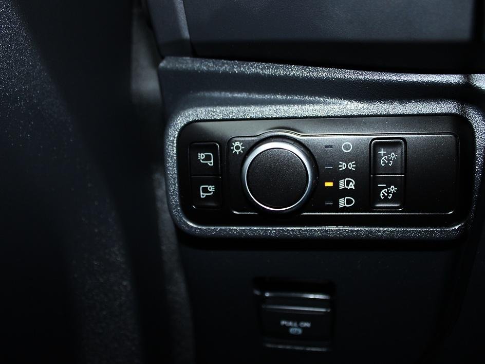 Used 2025 Gray Ford Badlands image 26