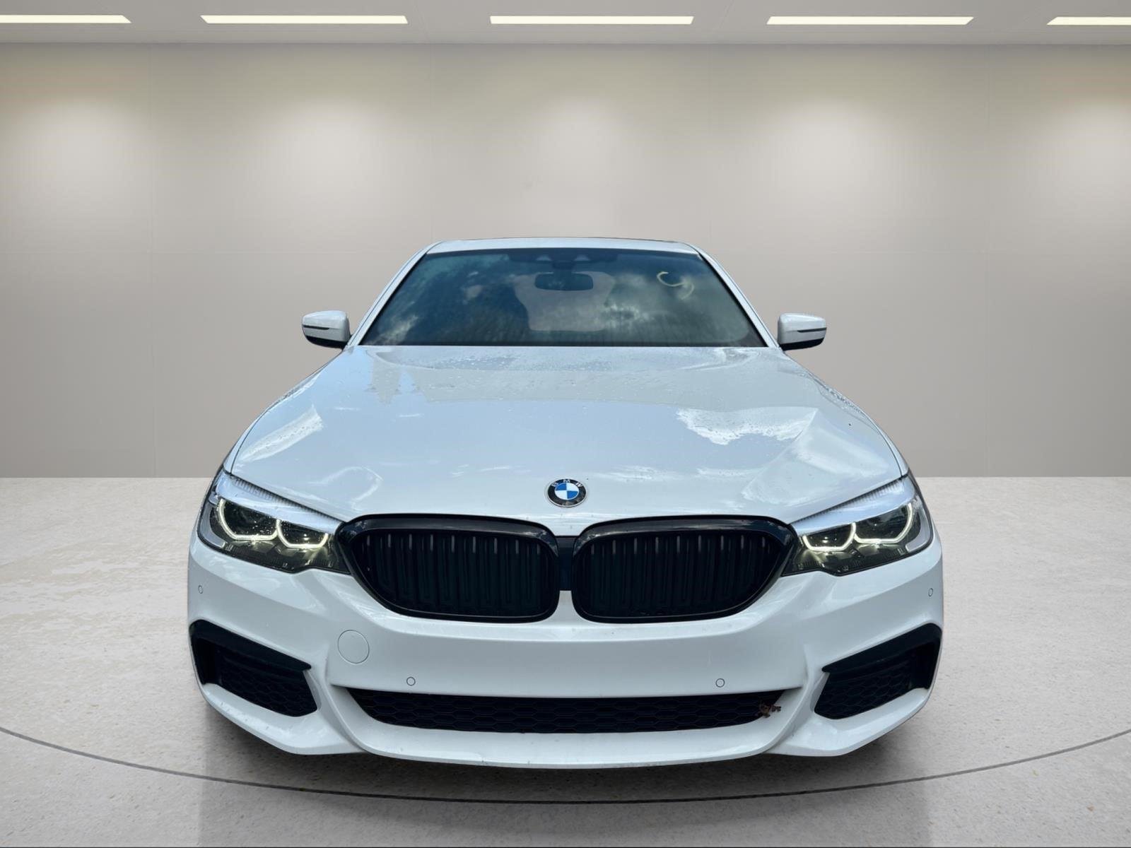 Used 2019 Alpine White BMW 530i image 8