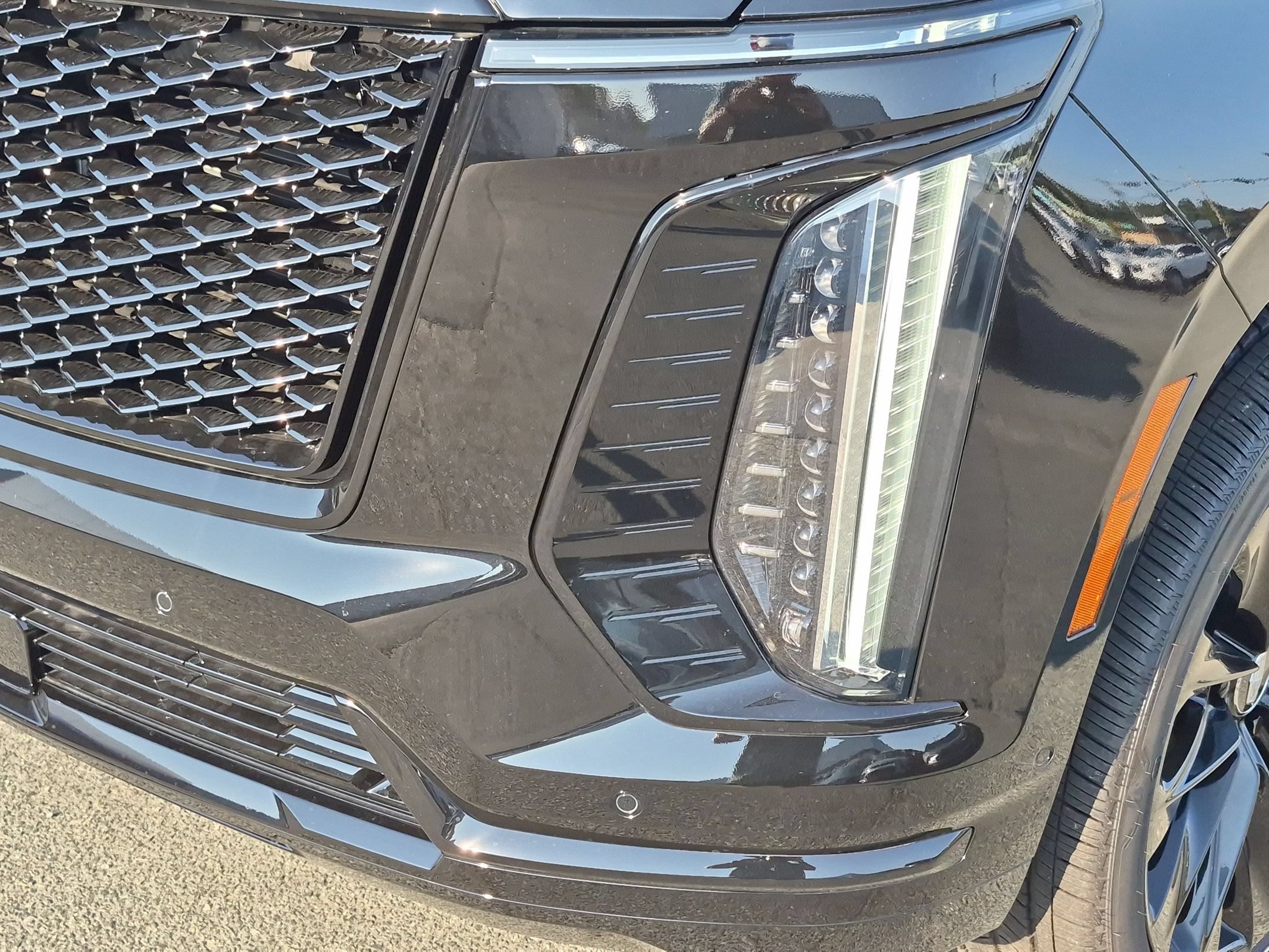 2026 Cadillac Escalade Platinum Sport - Photo 9