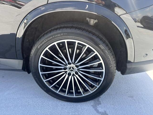 Used 2023 Black Mercedes-Benz GLC 300 image 7