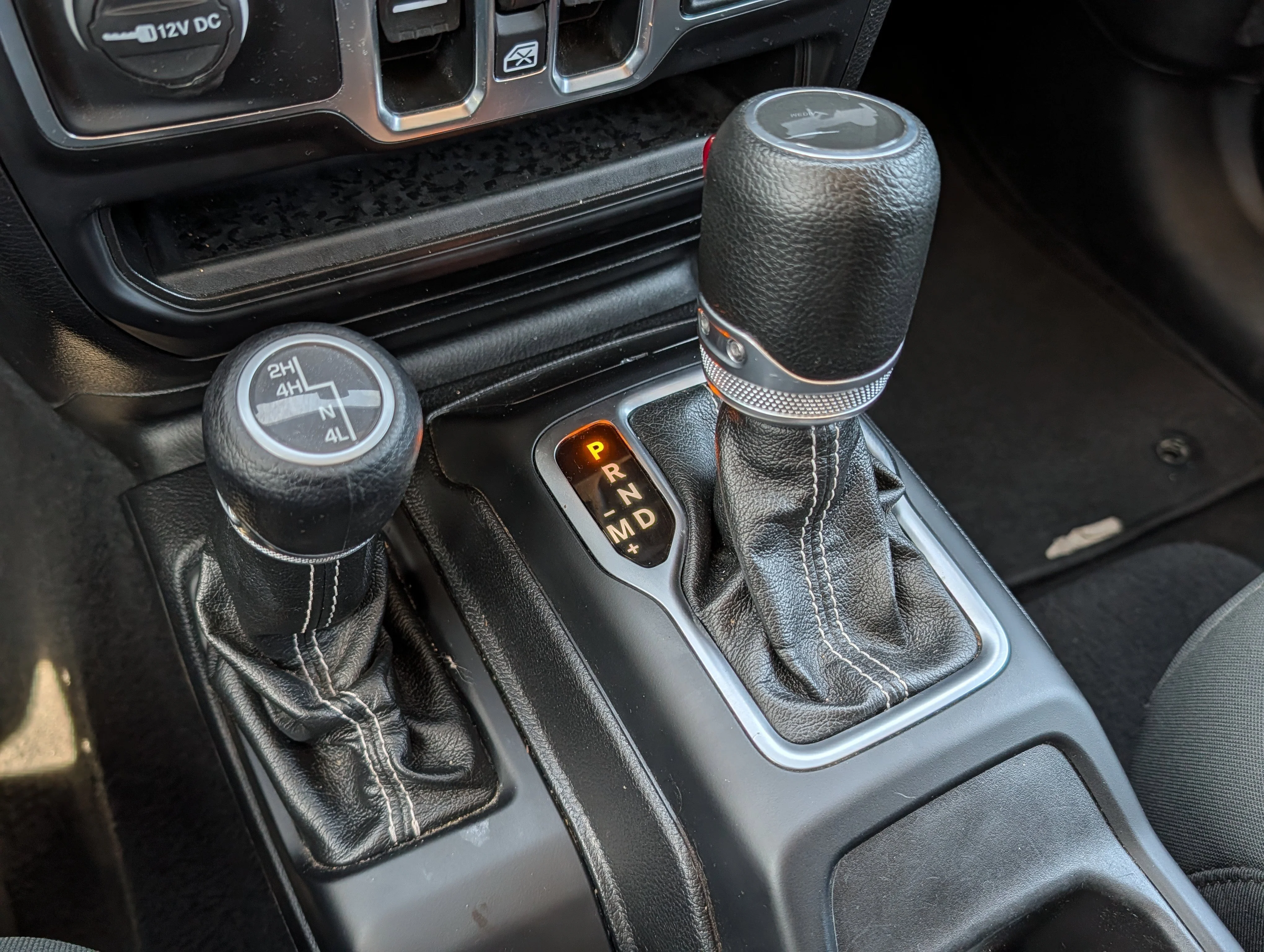 Used 2021 Black Clearcoat Jeep Unlimited Sahara image 34