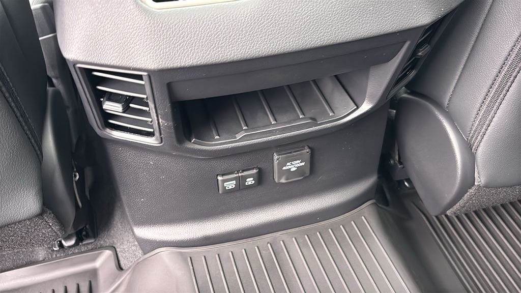 2026 Toyota Tundra Limited - Photo 10