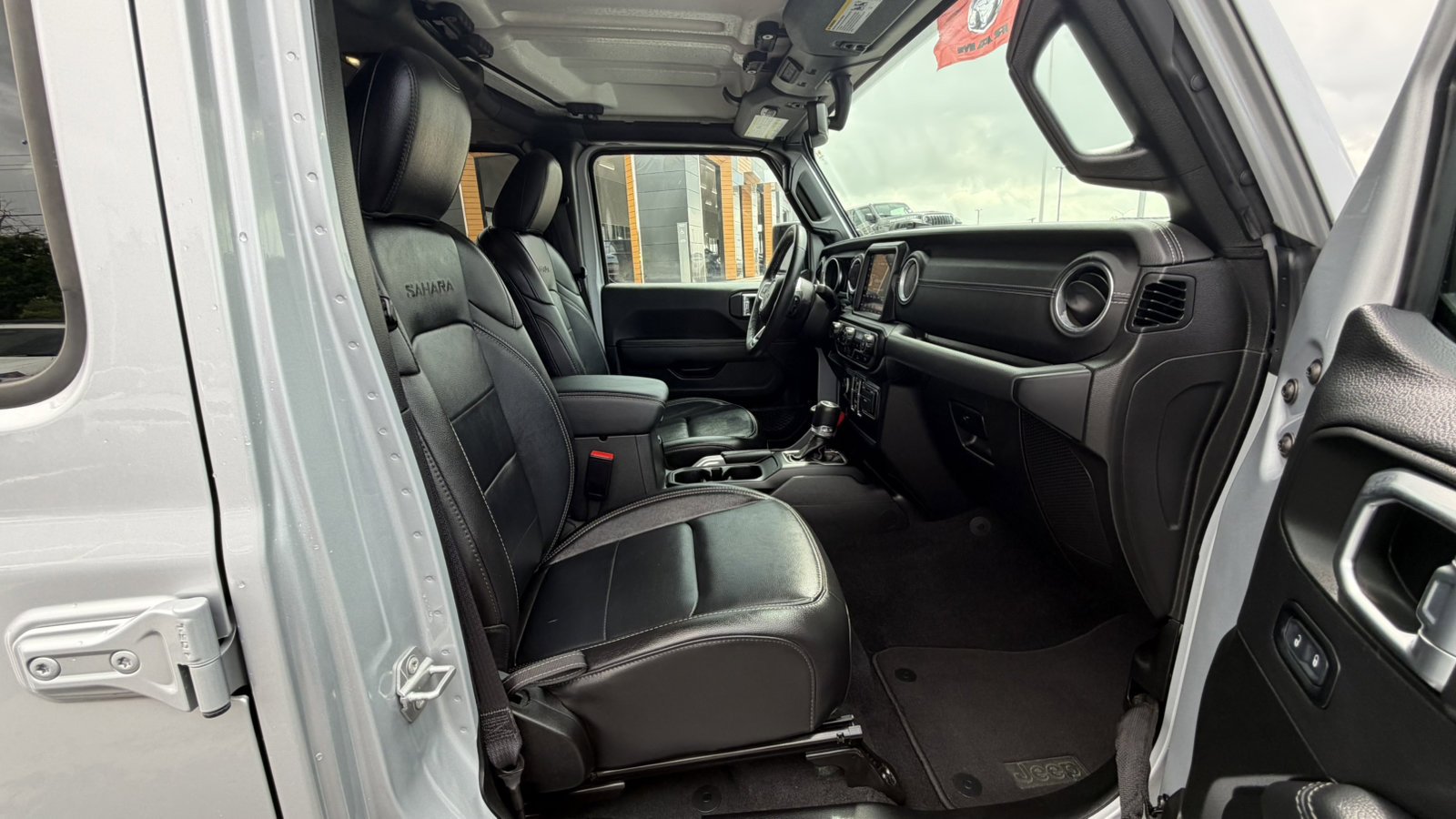 Certified Used 2023 Silver Zynith Clearcoat Jeep Sahara image 19