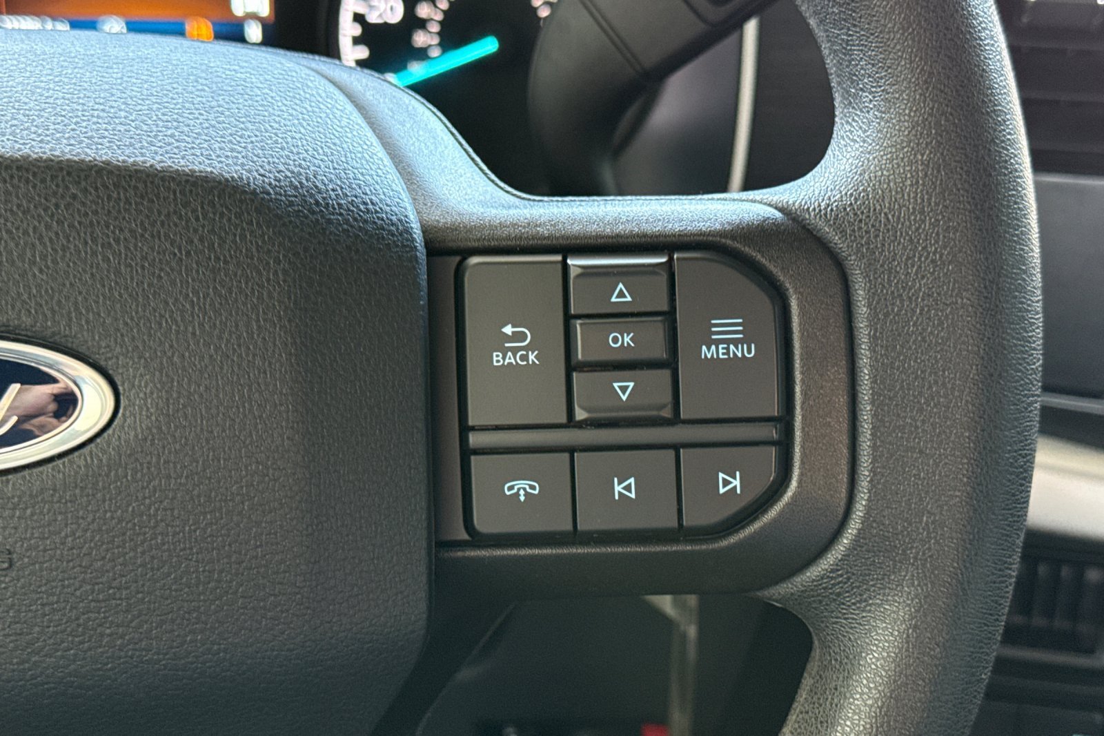 Used 2023  Ford XLT image 25
