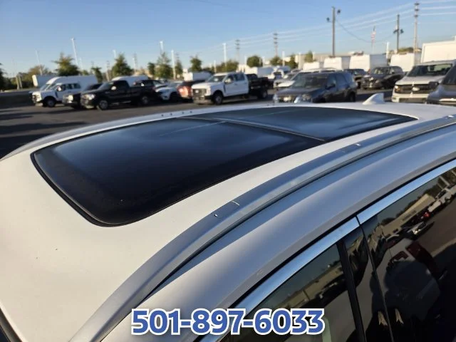 Used 2022  Acura Advance image 9