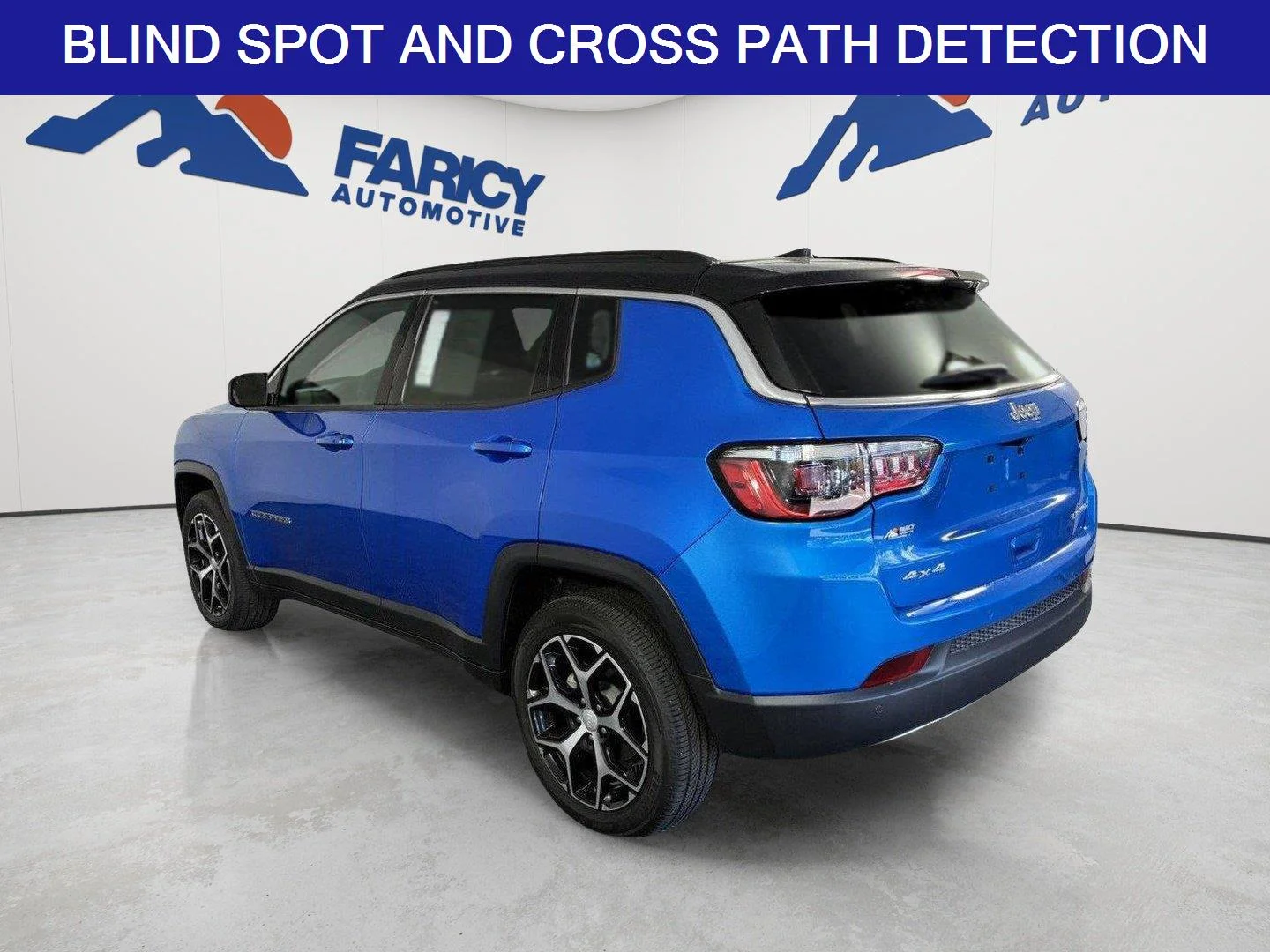 Used 2024 Hydro Blue Pearlcoat Jeep Limited image 7